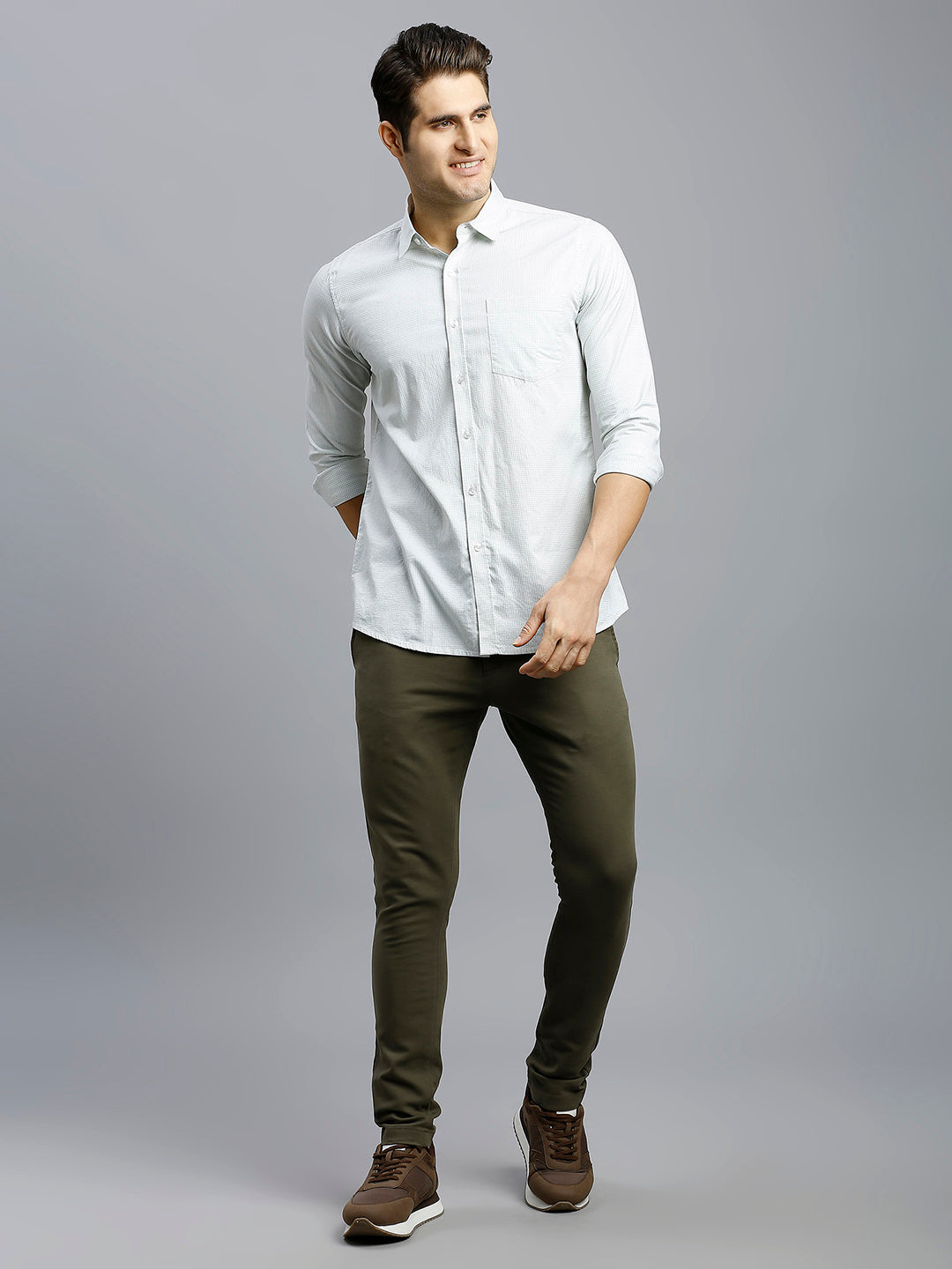 White & Moss Checks 100% Cotton Slim Fit Casual Full Sleeve Shirt