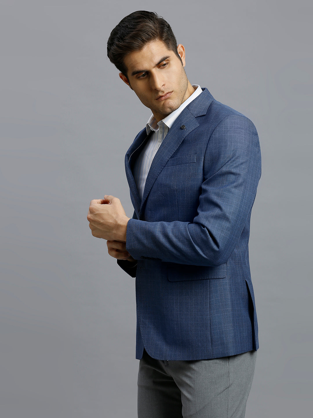 Blue Checks Poly Viscose Tailor Fit Formal Full Sleeve Blazer
