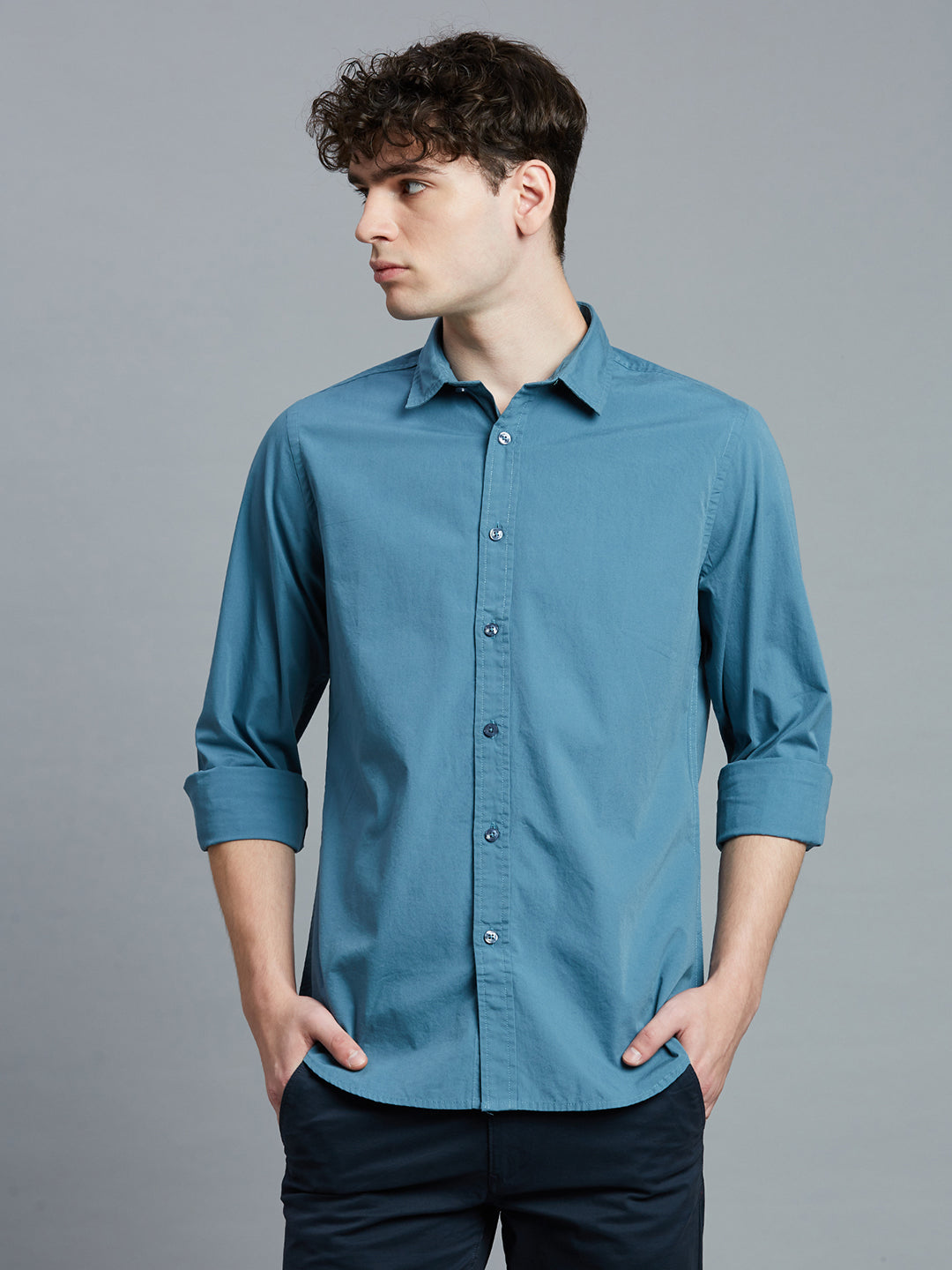 Teal Blue Solid Peached Cotton Slim Fit Casual Full Sleeve Shirt