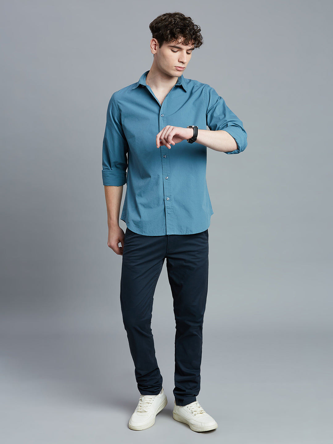 Teal Blue Solid Peached Cotton Slim Fit Casual Full Sleeve Shirt