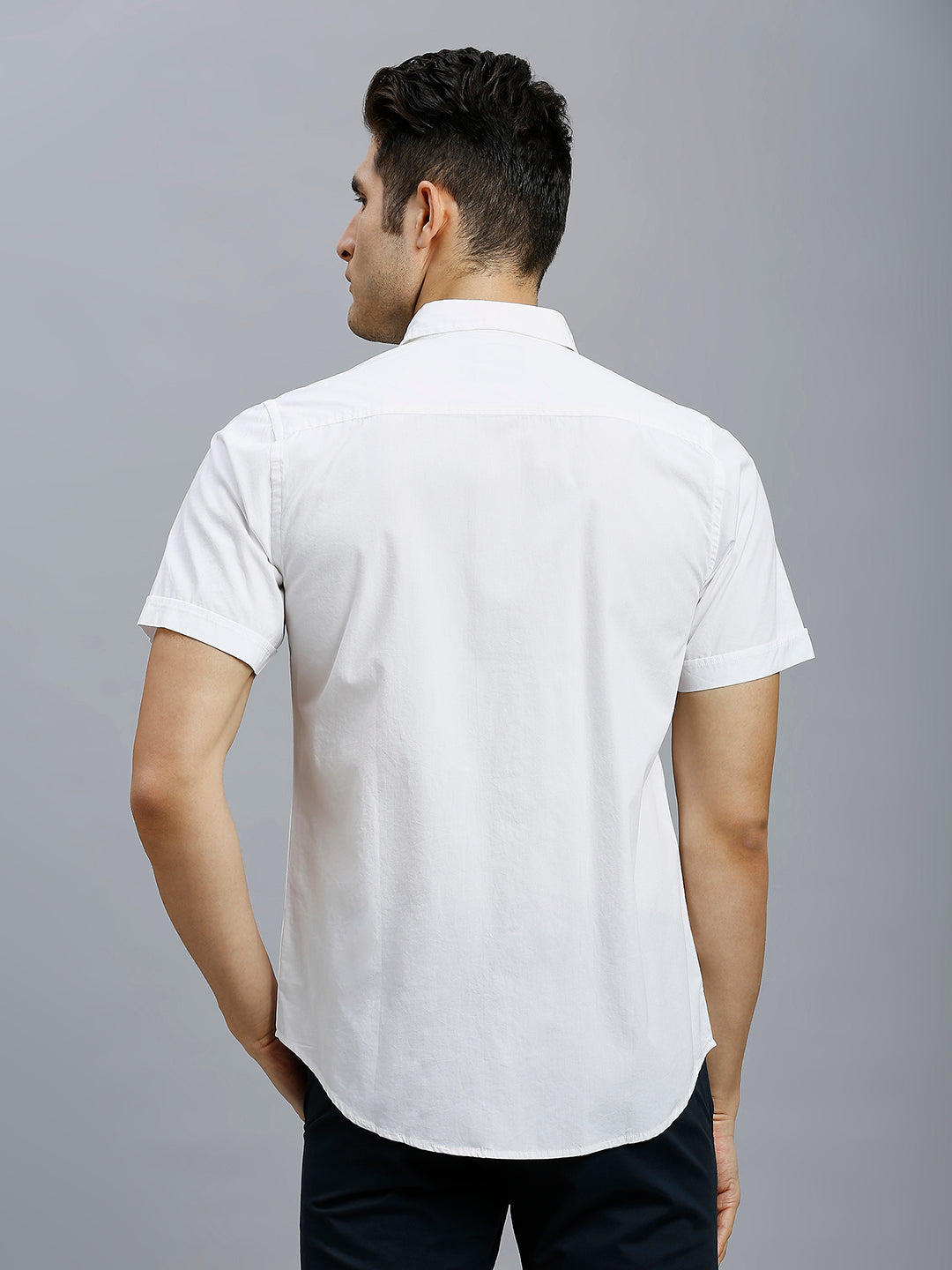 White Solid Peached Cotton Slim Fit Casual Half Sleeve Shirt