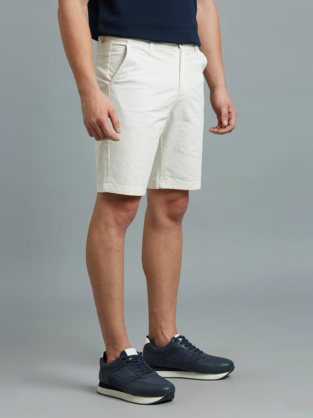 White Twill Cotton Spandex Tailor Fit Casual Closed Bottom Short