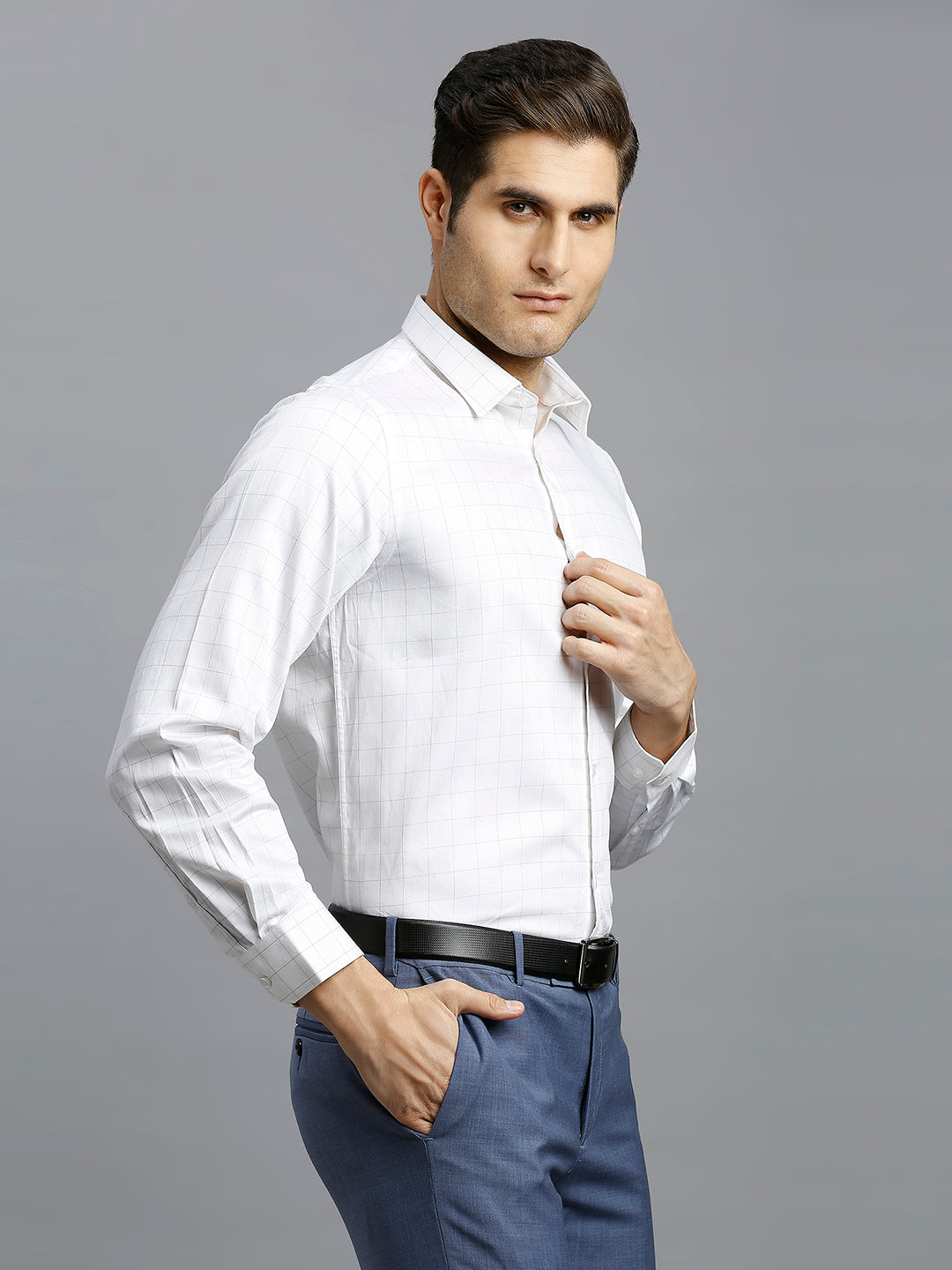 White & Blue Checks 100% Cotton Slim Fit Formal Full Sleeve Shirt