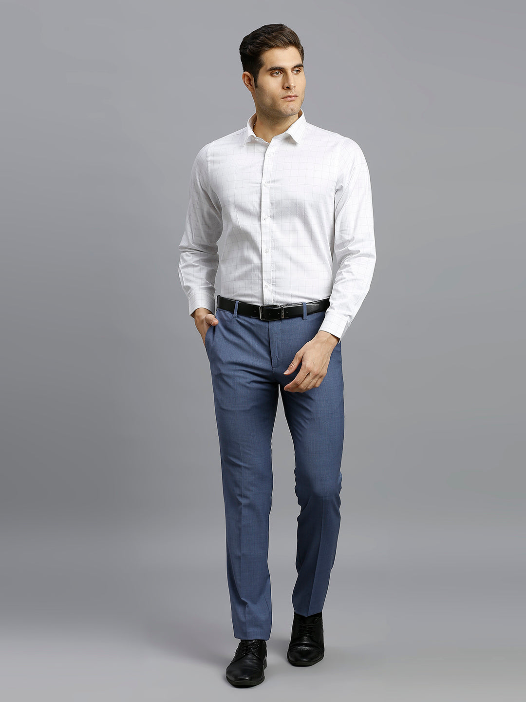White & Blue Checks 100% Cotton Slim Fit Formal Full Sleeve Shirt