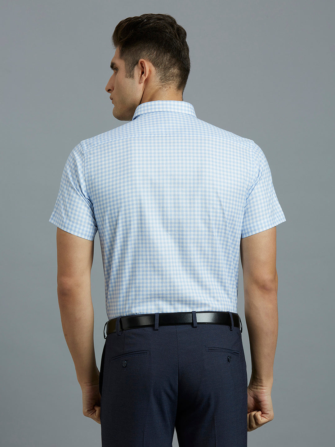 White & Blue Checks 100% Cotton Regular Fit Formal Half Sleeve Shirt