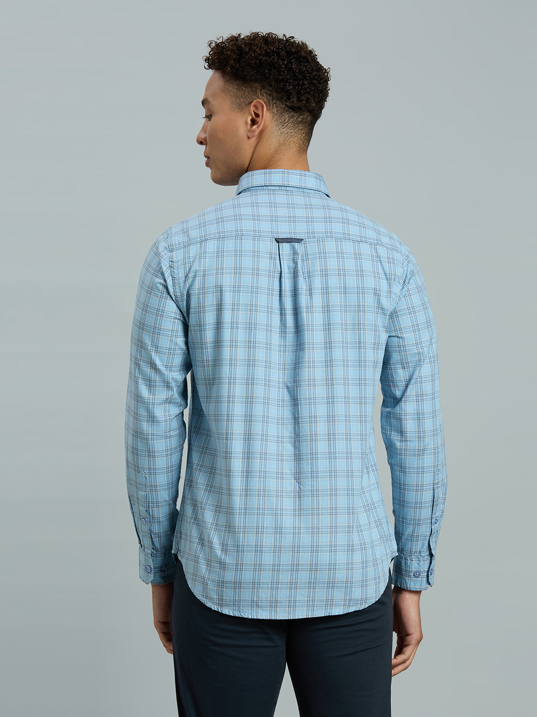 Light Blue & Black Checks 100% Cotton Slim Fit Casual Full Sleeve Shirt