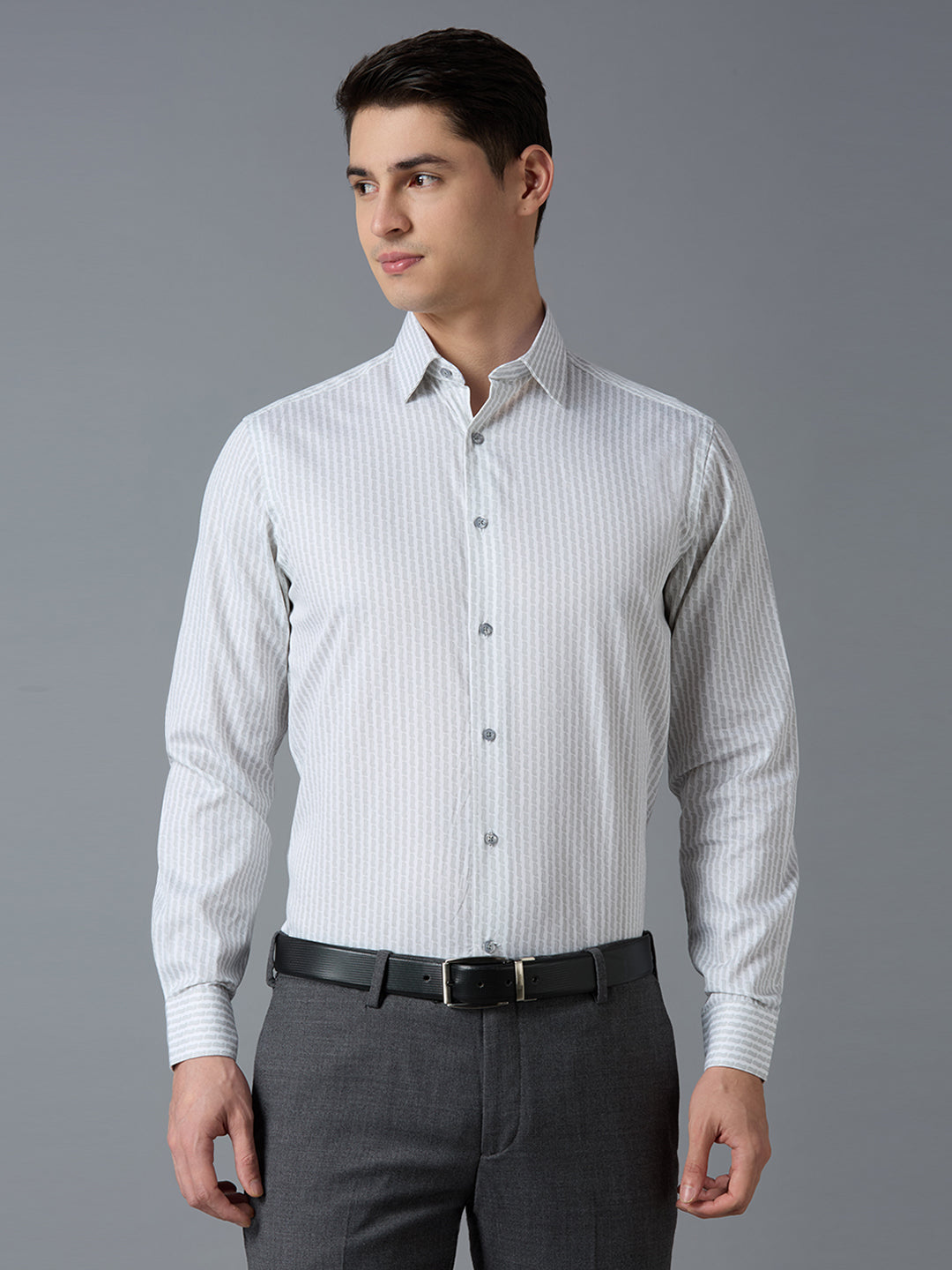 White 100% cotton printed Regular fit formal full sleeve shirt