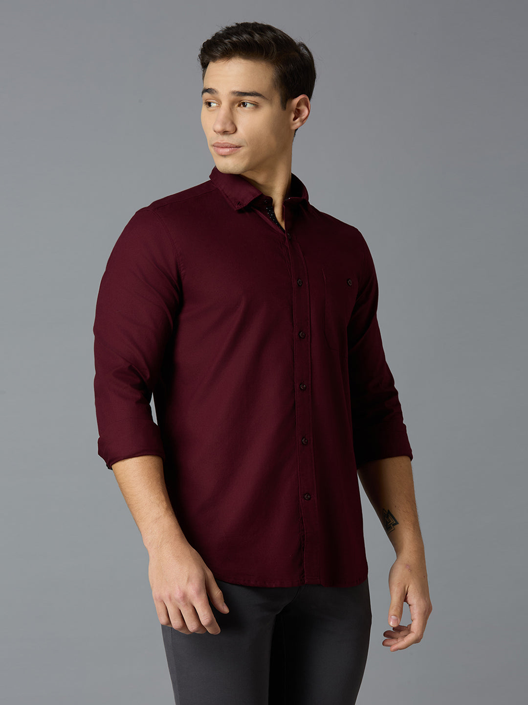 Burgundy 100% Cotton Solid Slim Fit Smart Casual Full Sleeves Shirts