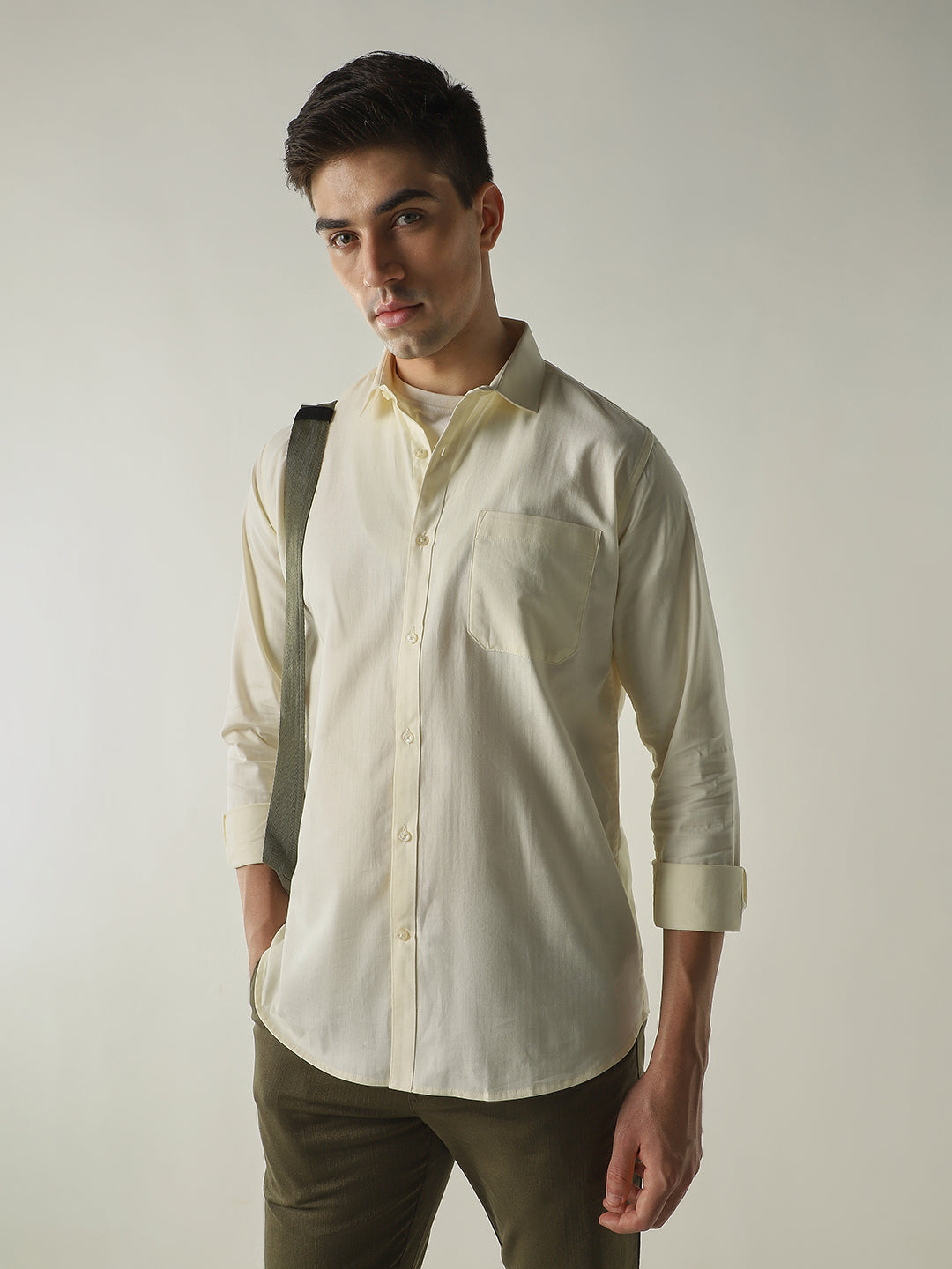 Men's Pure Cotton Herringbone Solid Slim Fit Full Sleeve Casual Shirt - Yellow