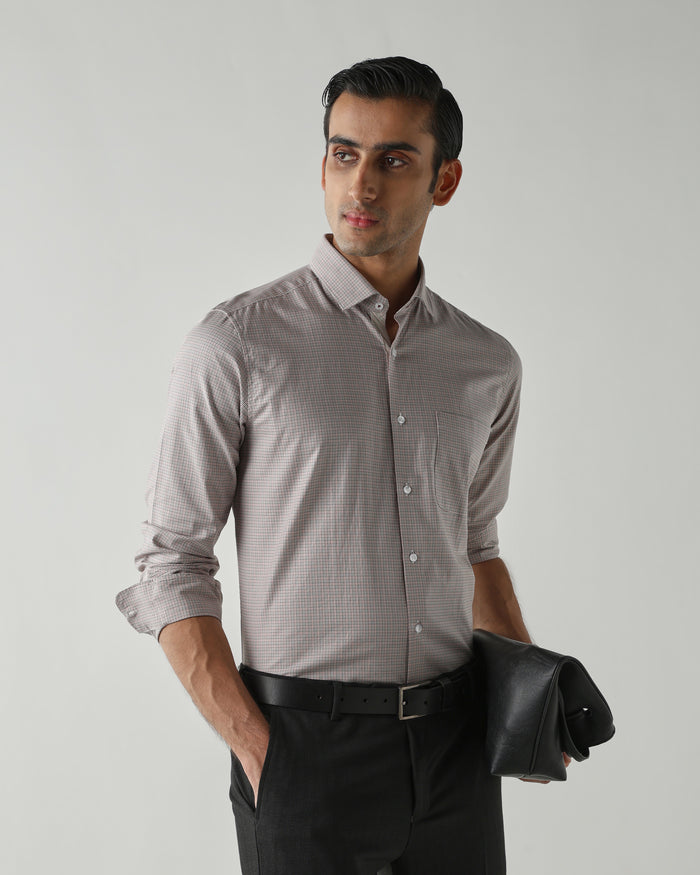 Men's Pure Cotton Checks Slim Fit Full Sleeve Formal Shirt - White & Black