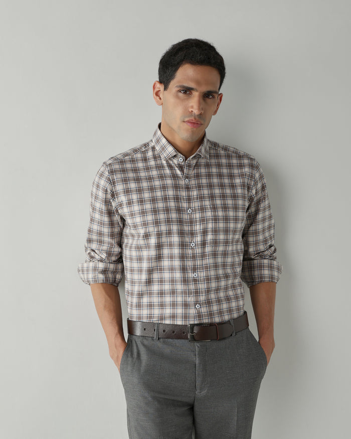 Men's Pure Cotton Checks Slim Fit Full Sleeve Casual Shirt - White & Brown