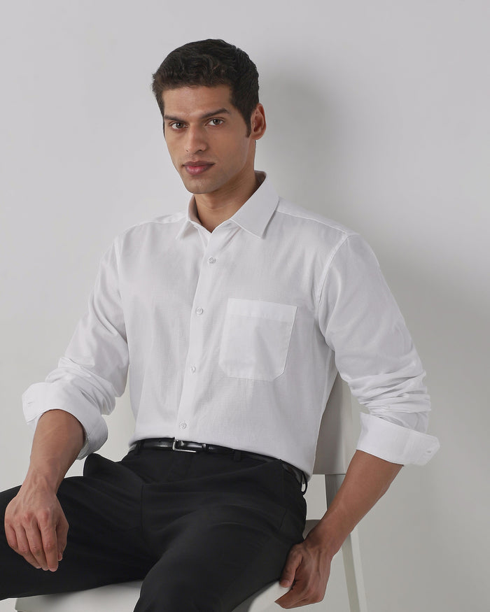Men's Pure Cotton Dobby Dobby Regular Fit Full Sleeve Formal Shirt - White