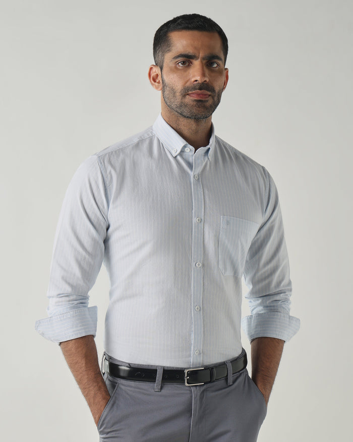 Men's Pure Cotton Stripe Stripe Slim Fit Full Sleeve Casual Shirt - White & Beige
