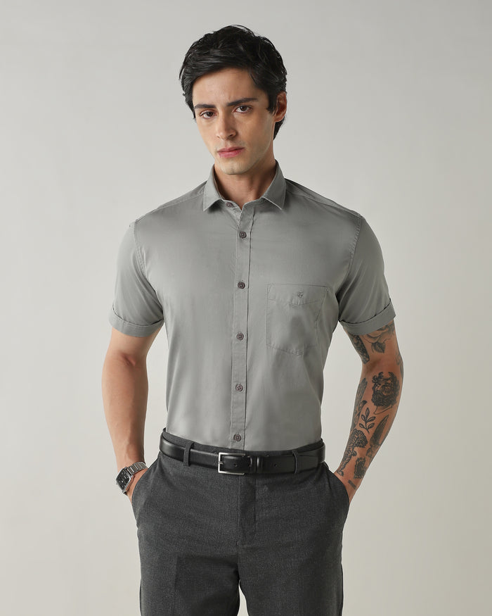 Men's Pure Cotton Plain Slim Fit Half Sleeve Casual Shirt - Green