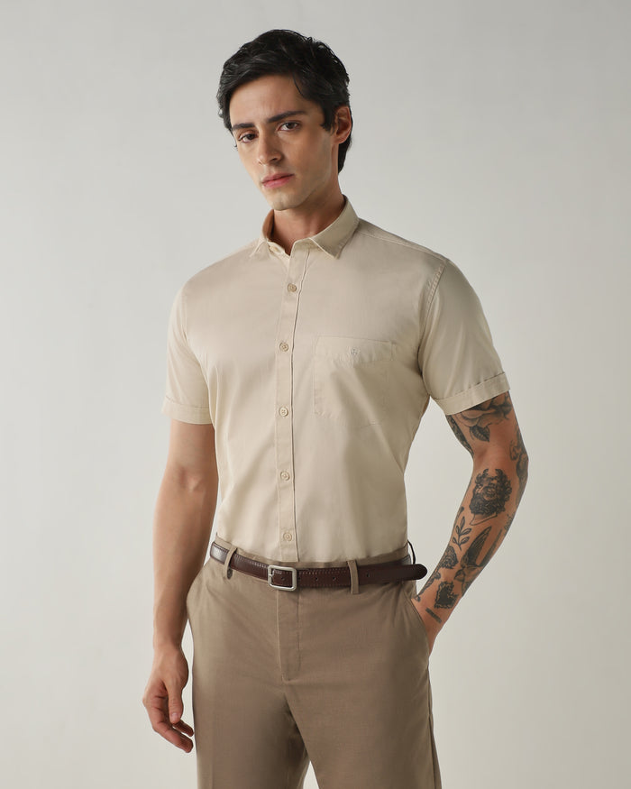 Men's Pure Cotton Plain Slim Fit Half Sleeve Casual Shirt - Off White