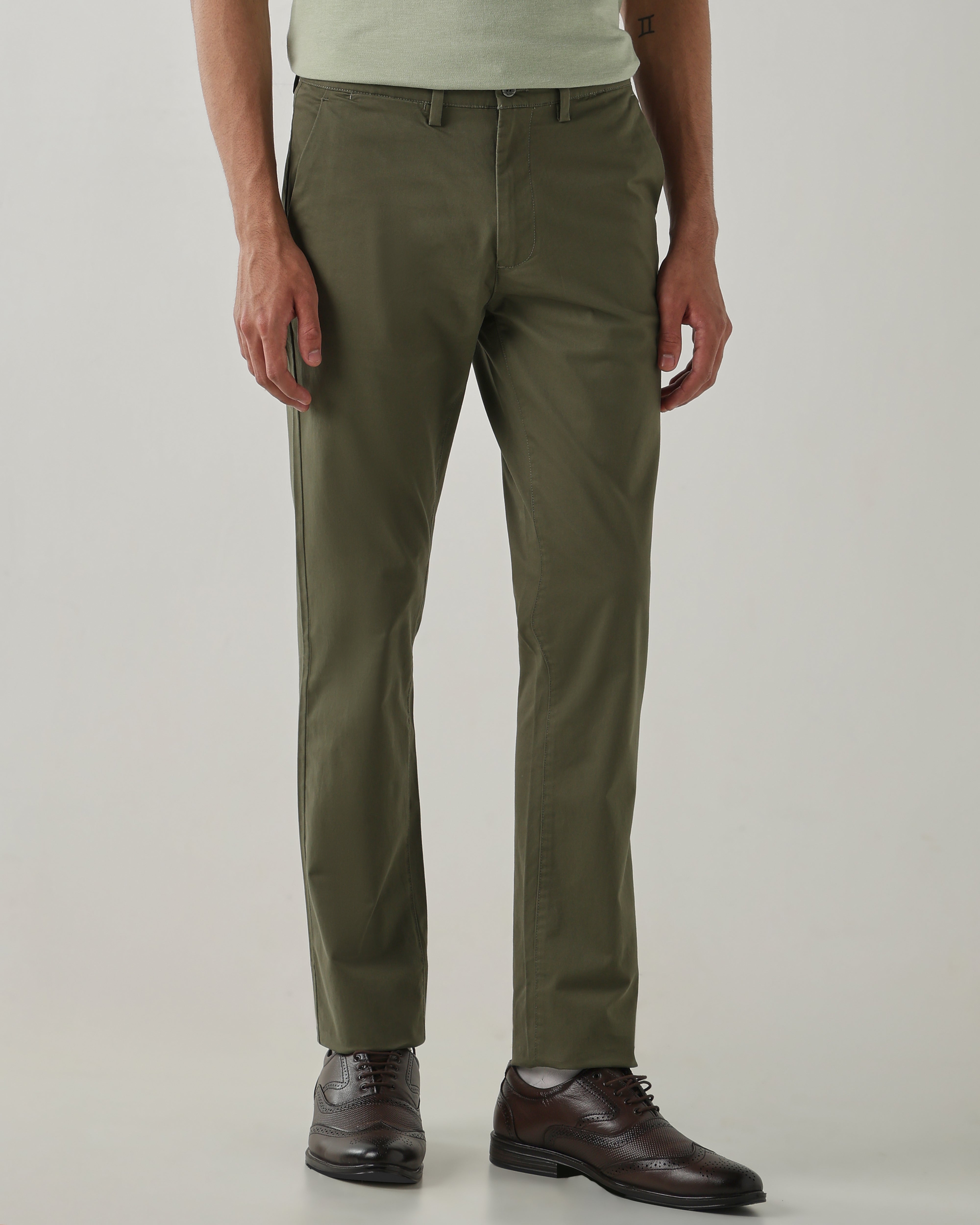 Men Regular Fit Trouser Olive