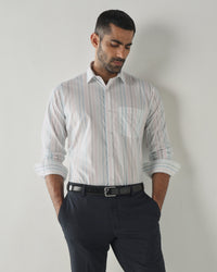 White/Pink Slim Fit Formal Essential Shirts