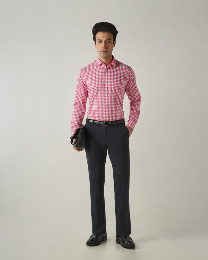 Men's Pure Cotton Checks Slim Fit Full Sleeve Casual Shirt - White & Pink