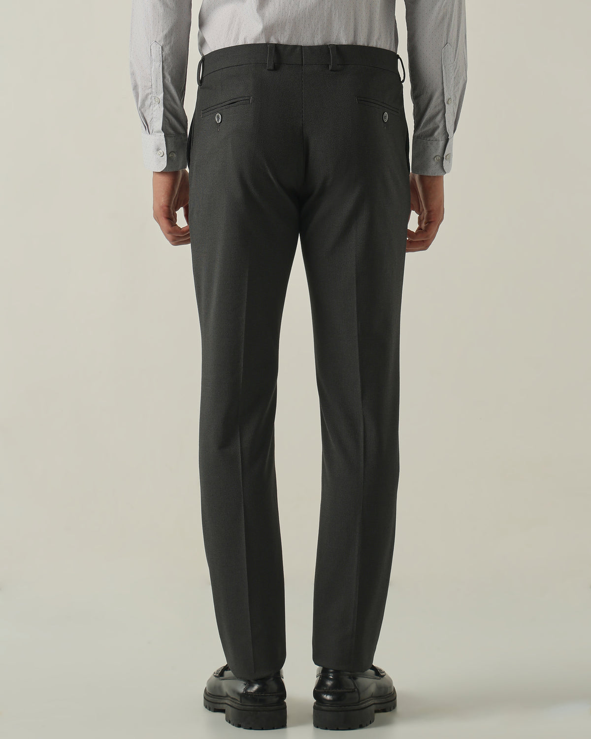 Men's Solid Poly Viscose Elastane Slim Fit Formal Trousers - Grey