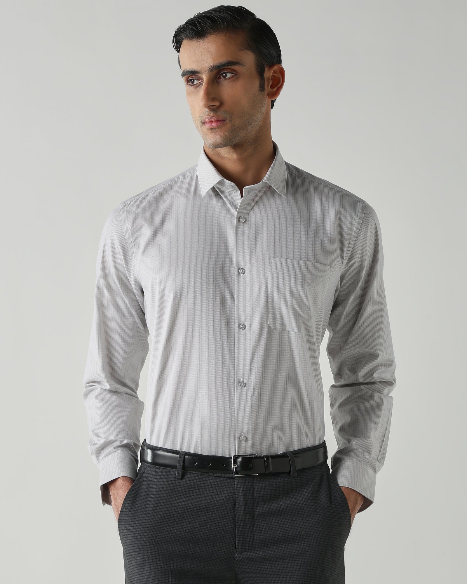 Grey shirts crafted in 100% cotton,