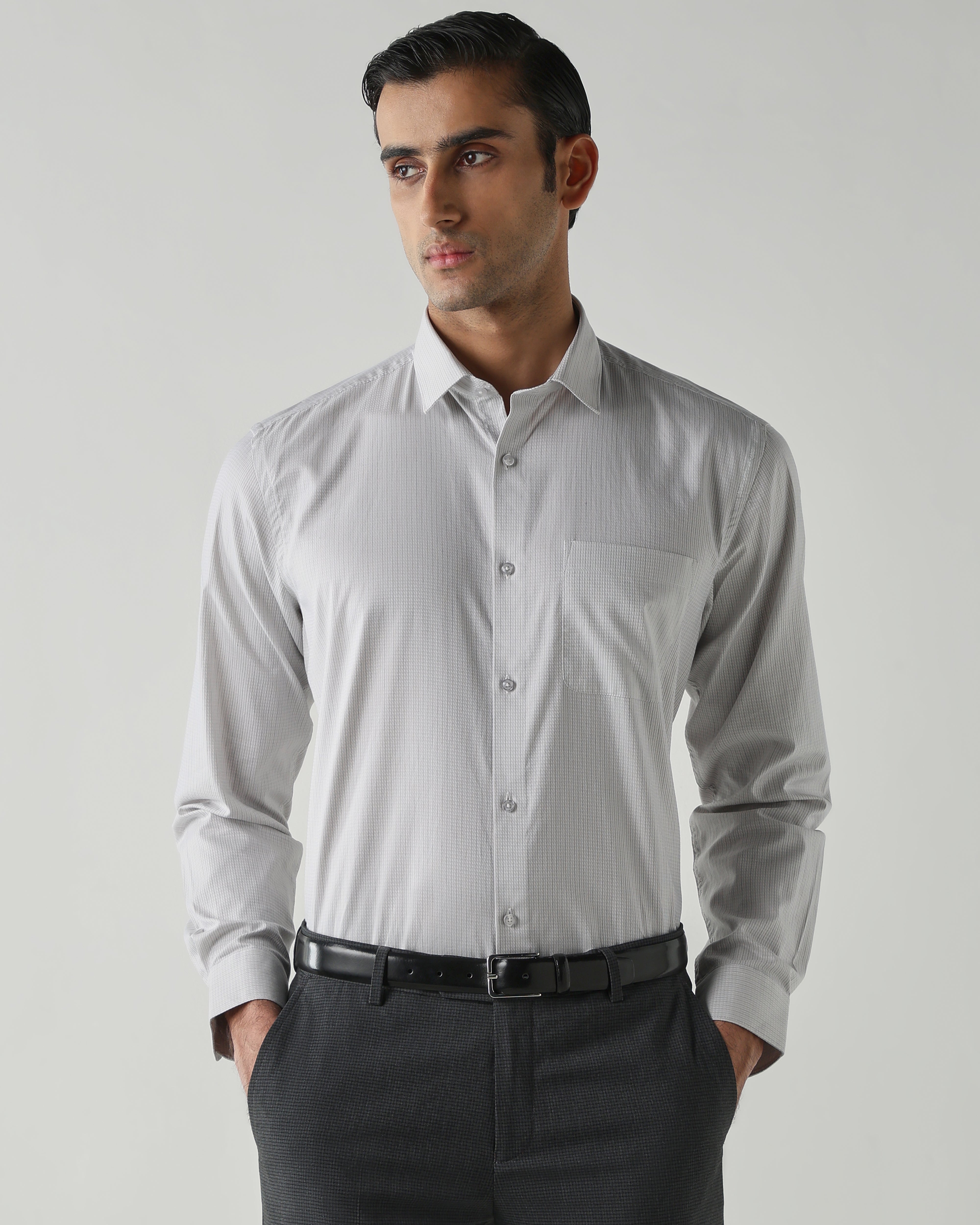 Grey shirts crafted in 100% cotton,