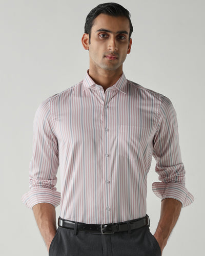 Grey/Pink shirts crafted in 100% cotton,