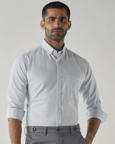 White/Beige Slim fit Smart Casual Shirts