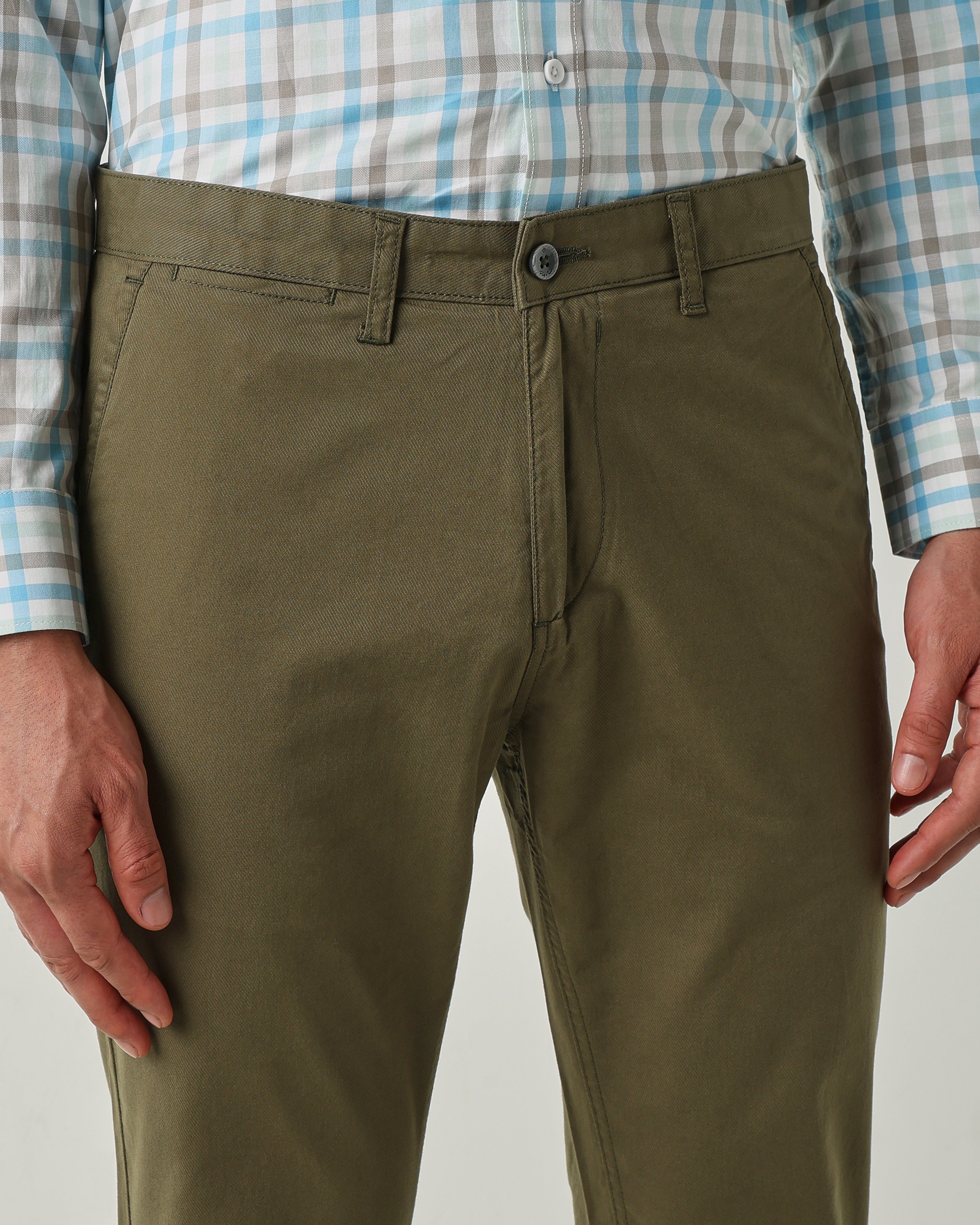 Men Regular Fit Trousers Olive