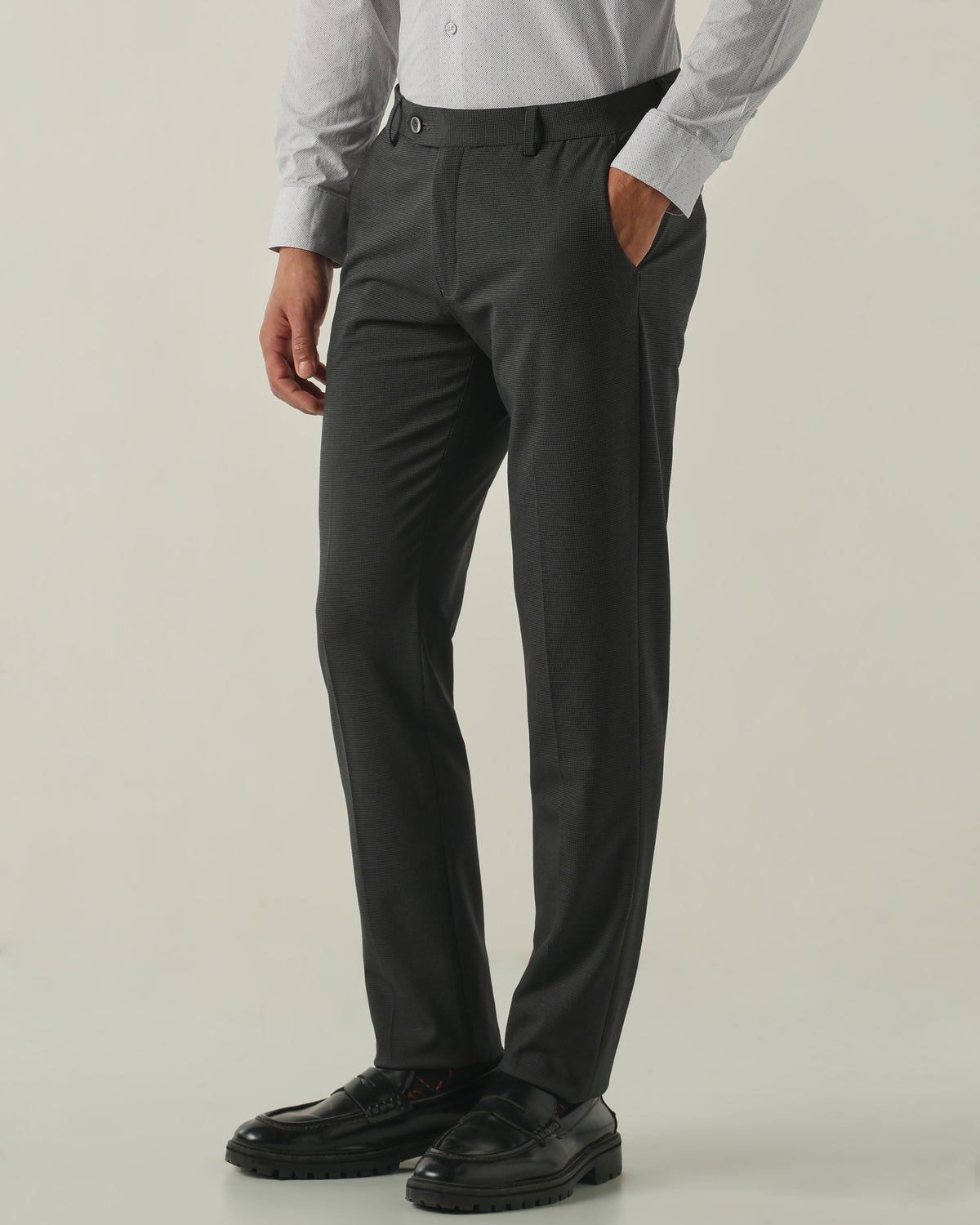 Men's Solid Poly Viscose Elastane Slim Fit Formal Trousers - Grey