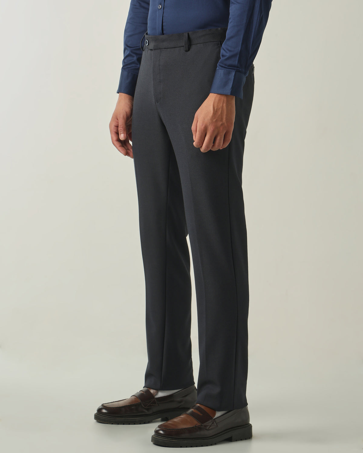 Men's Solid Poly Viscose Elastane Regular Fit Formal Trousers - Dark Grey