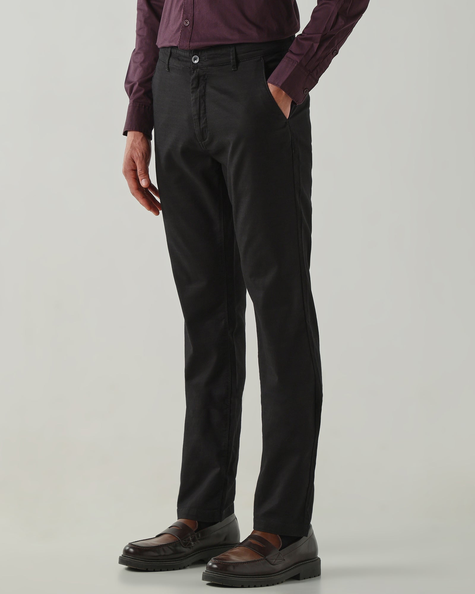 Men Regular Fit Trousers Black