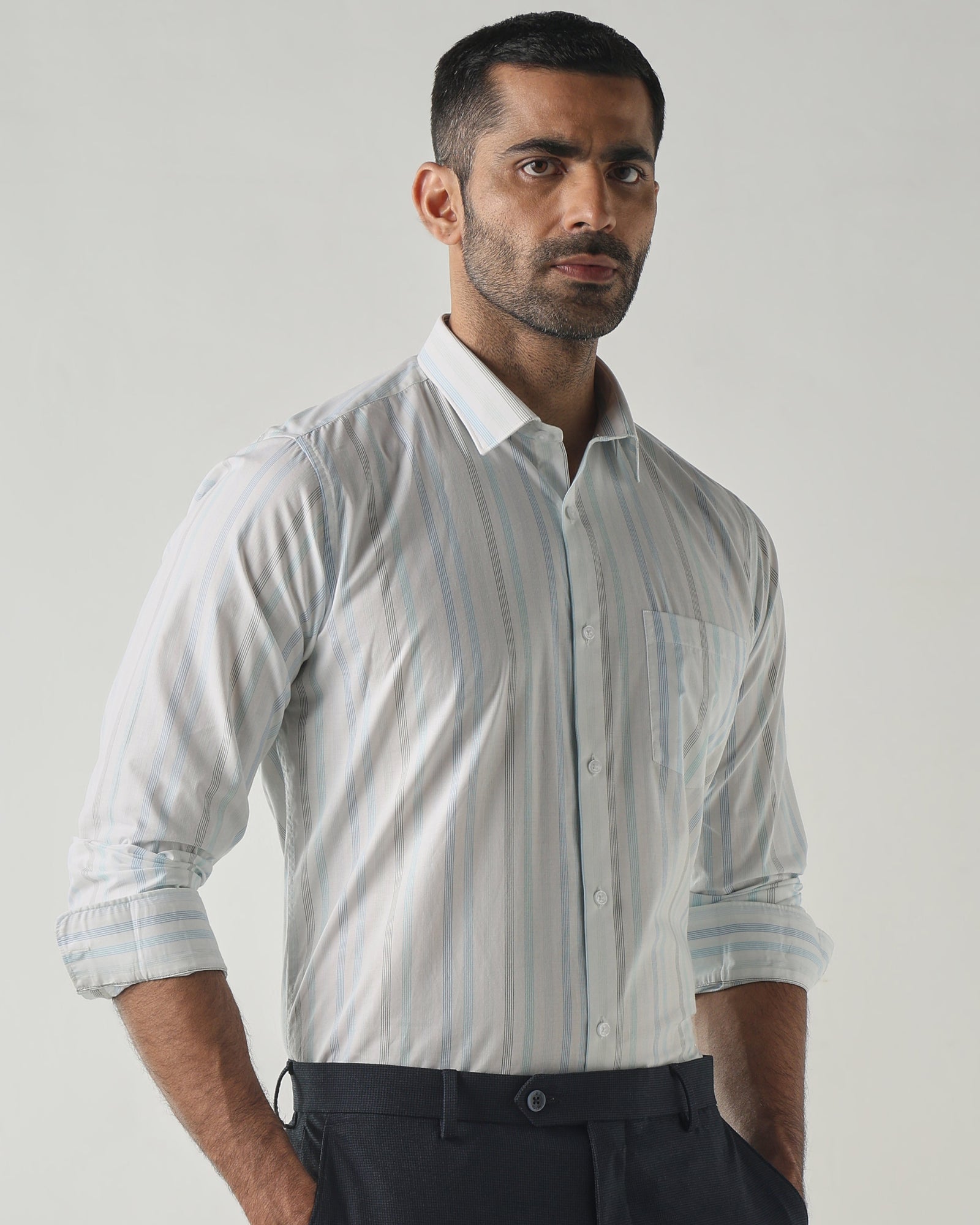 White/Blue Slim Fit Formal Essential Shirts