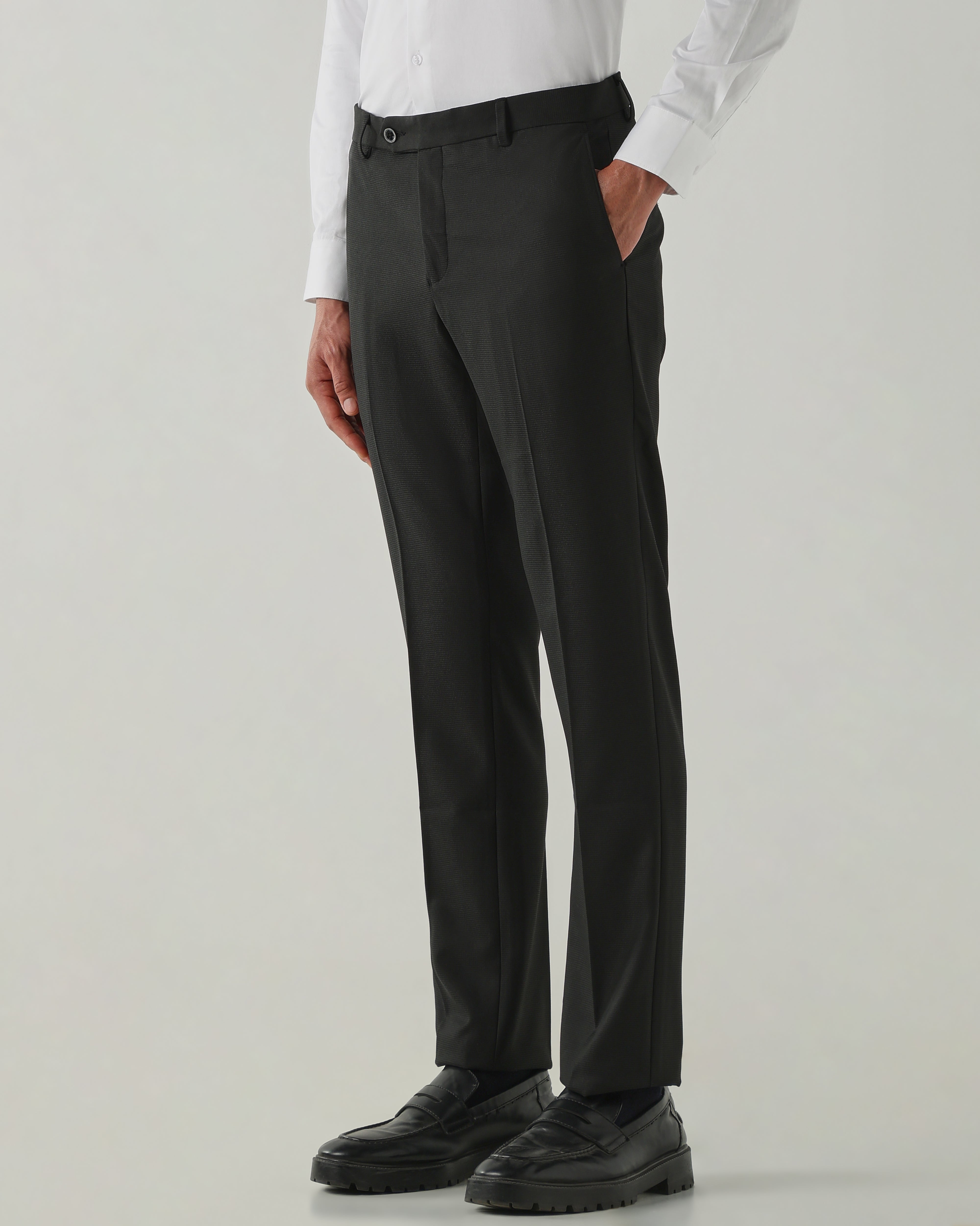 Men Tailor Fit Trousers Black