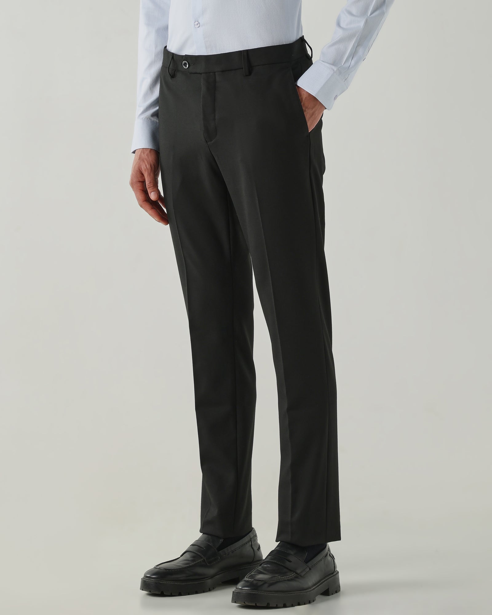 Men Tailor Fit Trousers Black