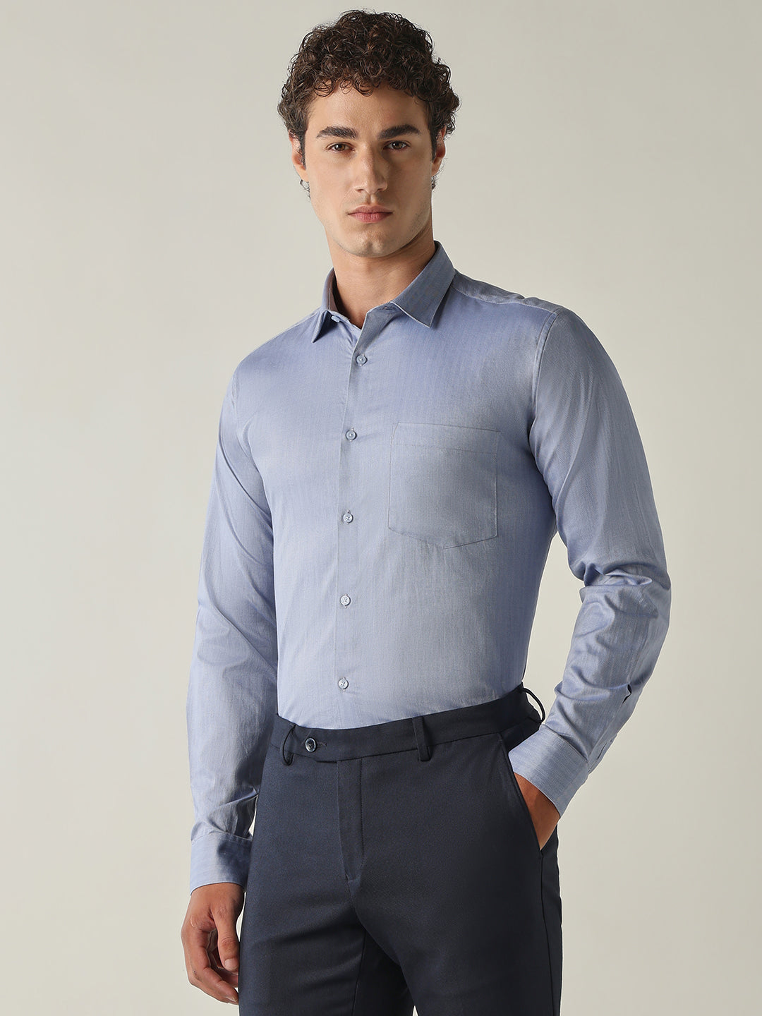 Men's Pure Cotton Herringbone Solid Regular Fit Full Sleeve Formal Shirt - Navy