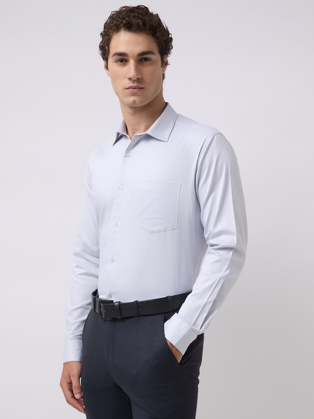 Men's Pure Cotton Herringbone Solid Regular Fit Full Sleeve Formal Shirt - Grey