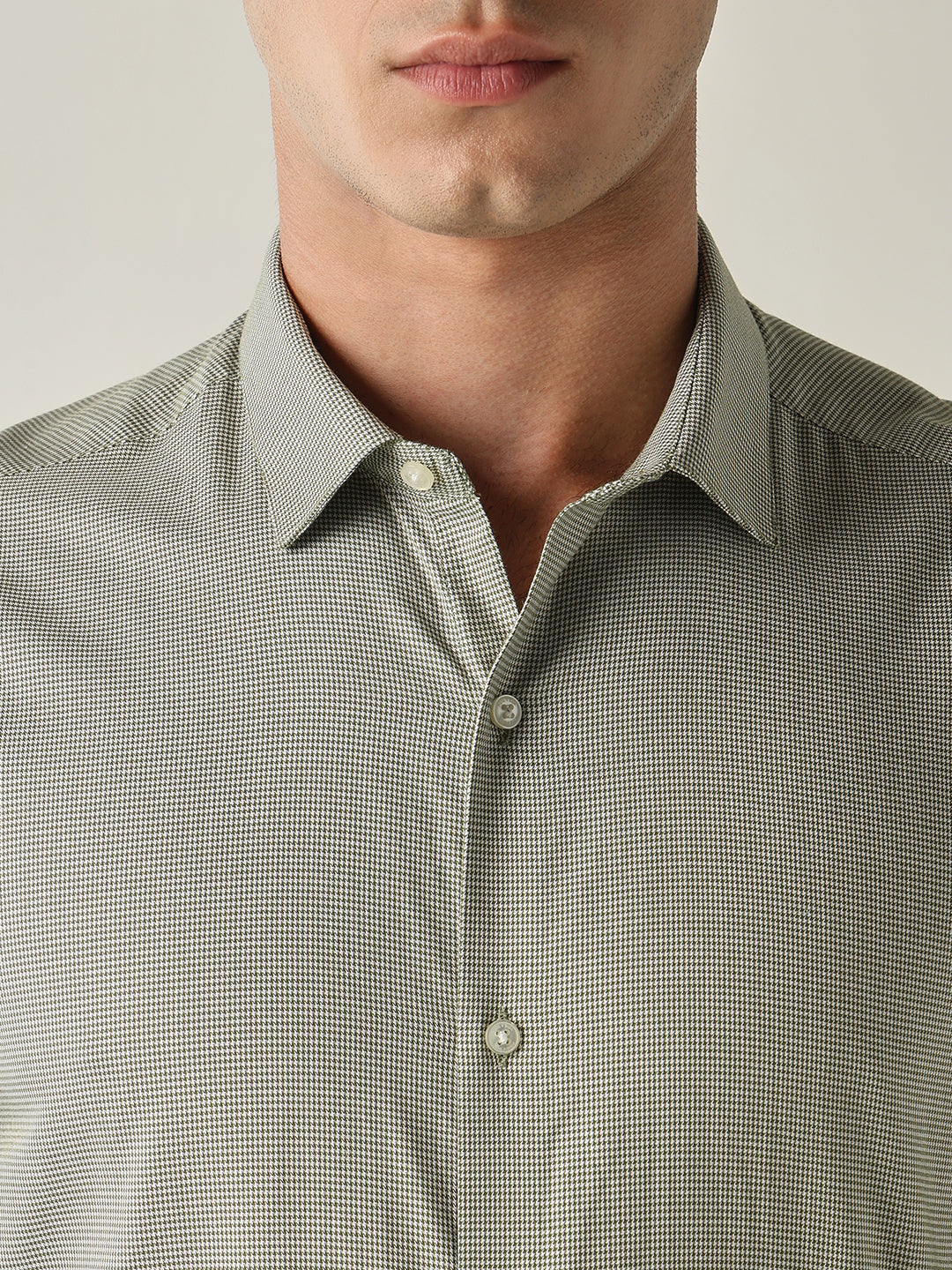 Men's Pure Cotton Houndstooth Checks Slim Fit Full Sleeve Formal Shirt - Olive