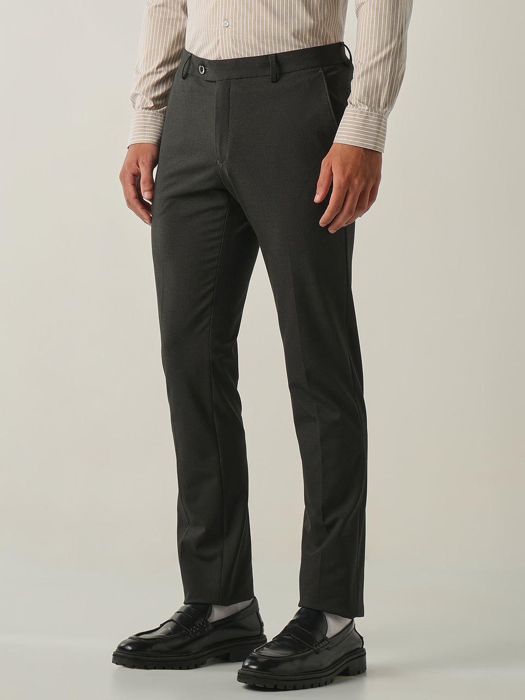 Men's Solid Poly Viscose Elastane Slim Fit Formal Trousers - Dark Grey