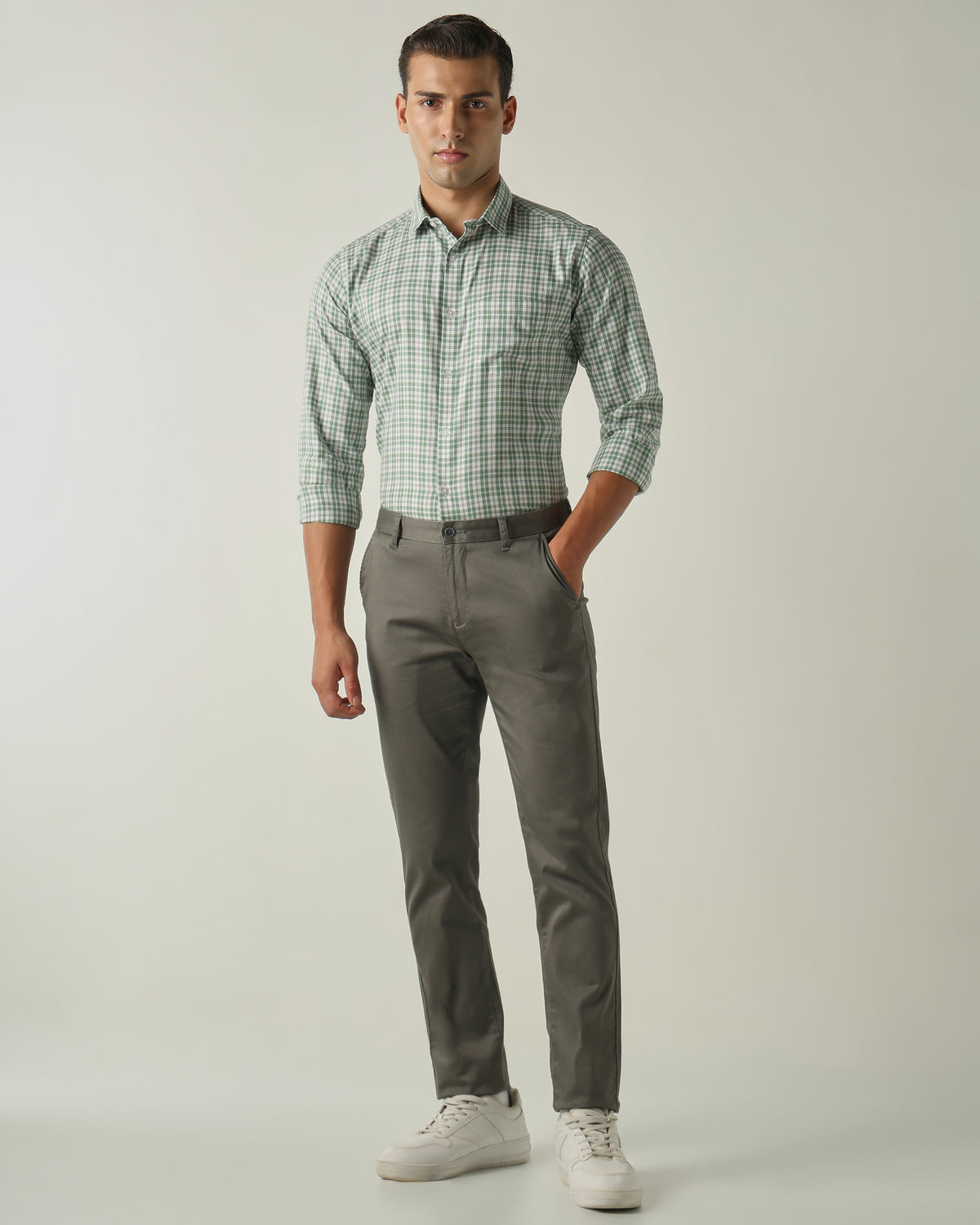 Men's Pure Cotton Checks Slim Fit Full Sleeve Casual Shirt - Green