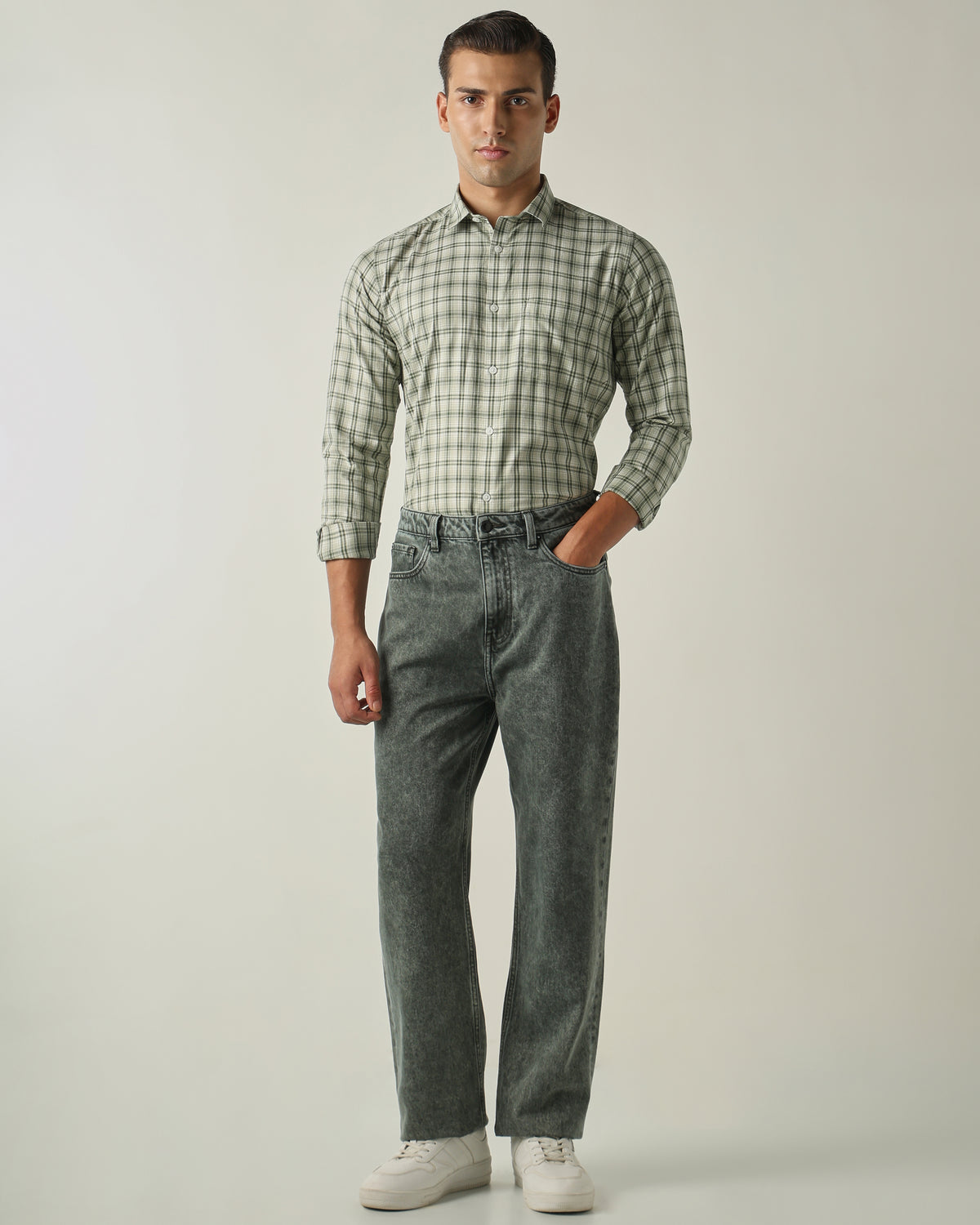 Men's Pure Cotton Checks Slim Fit Full Sleeve Casual Shirt - Green
