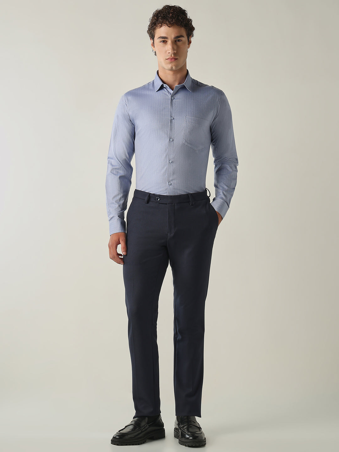 Men's Pure Cotton Herringbone Solid Regular Fit Full Sleeve Formal Shirt - Navy
