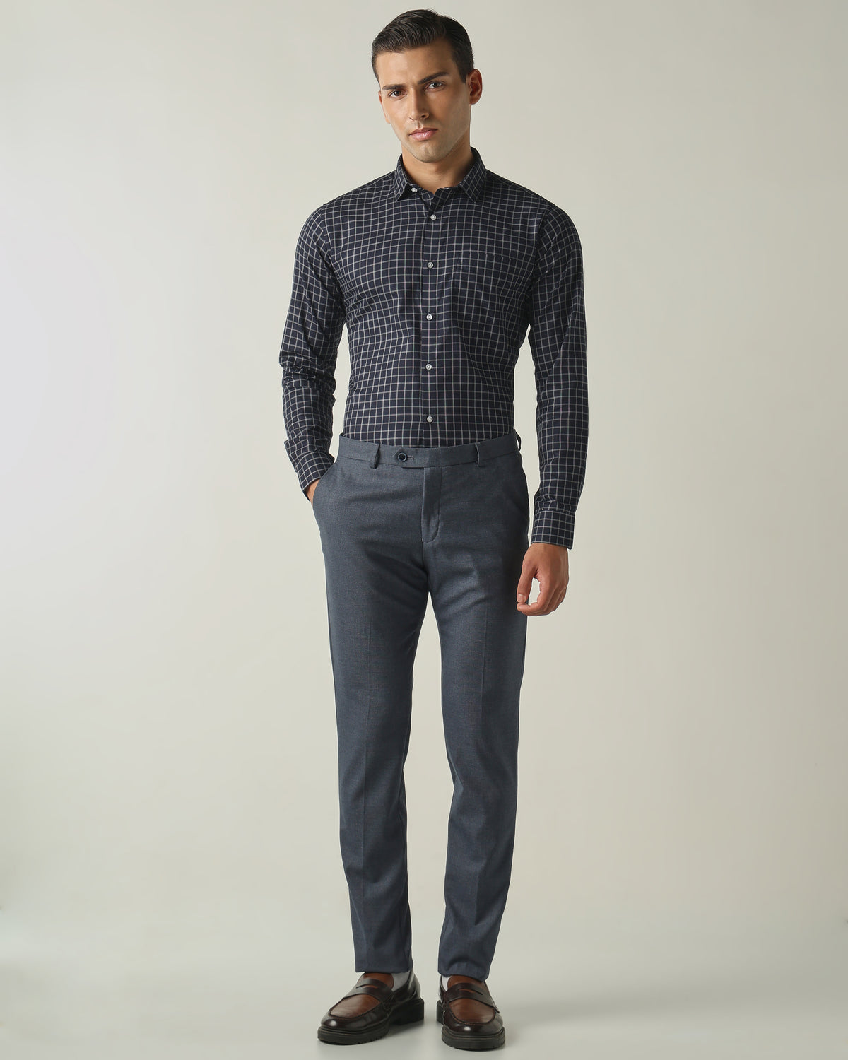 Men's Solid Poly Viscose Elastane Slim Fit Formal Trousers - Blue
