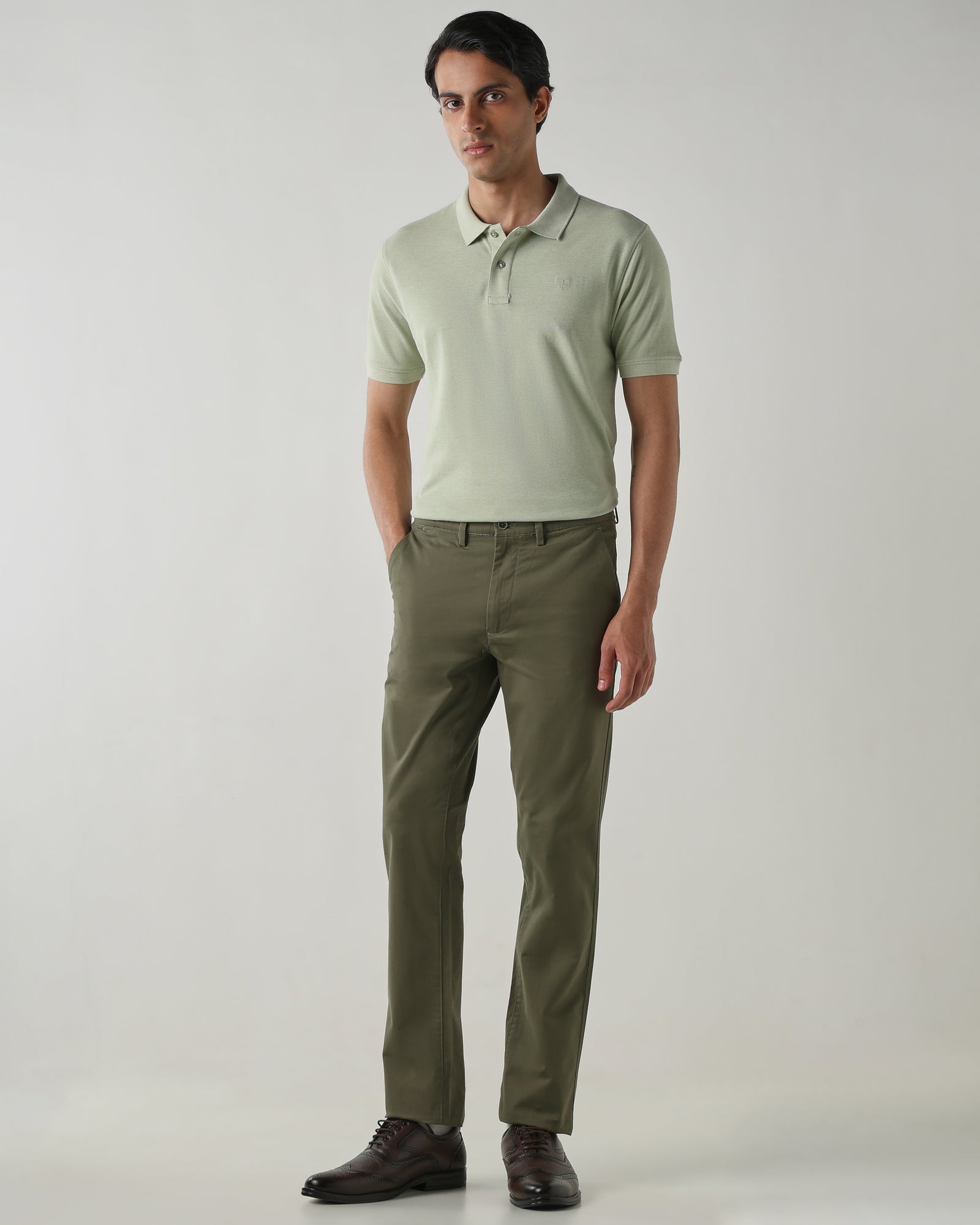 Men Regular Fit Trouser Olive