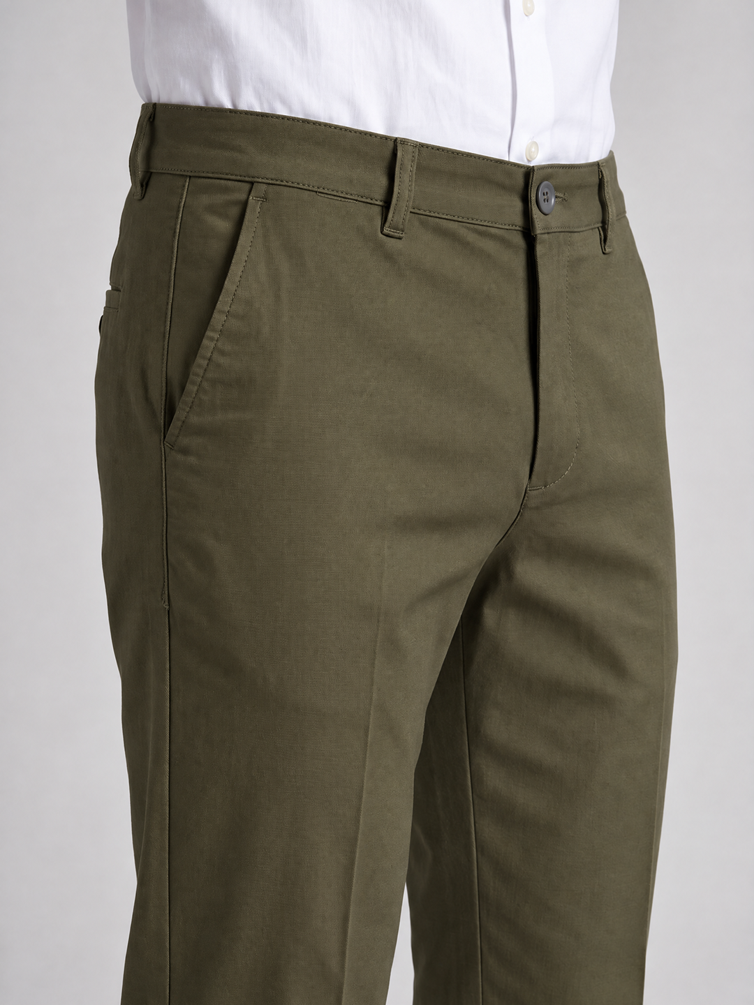 Men's Solid Cotton Stretch Regular Fit Casual Trousers - Olive