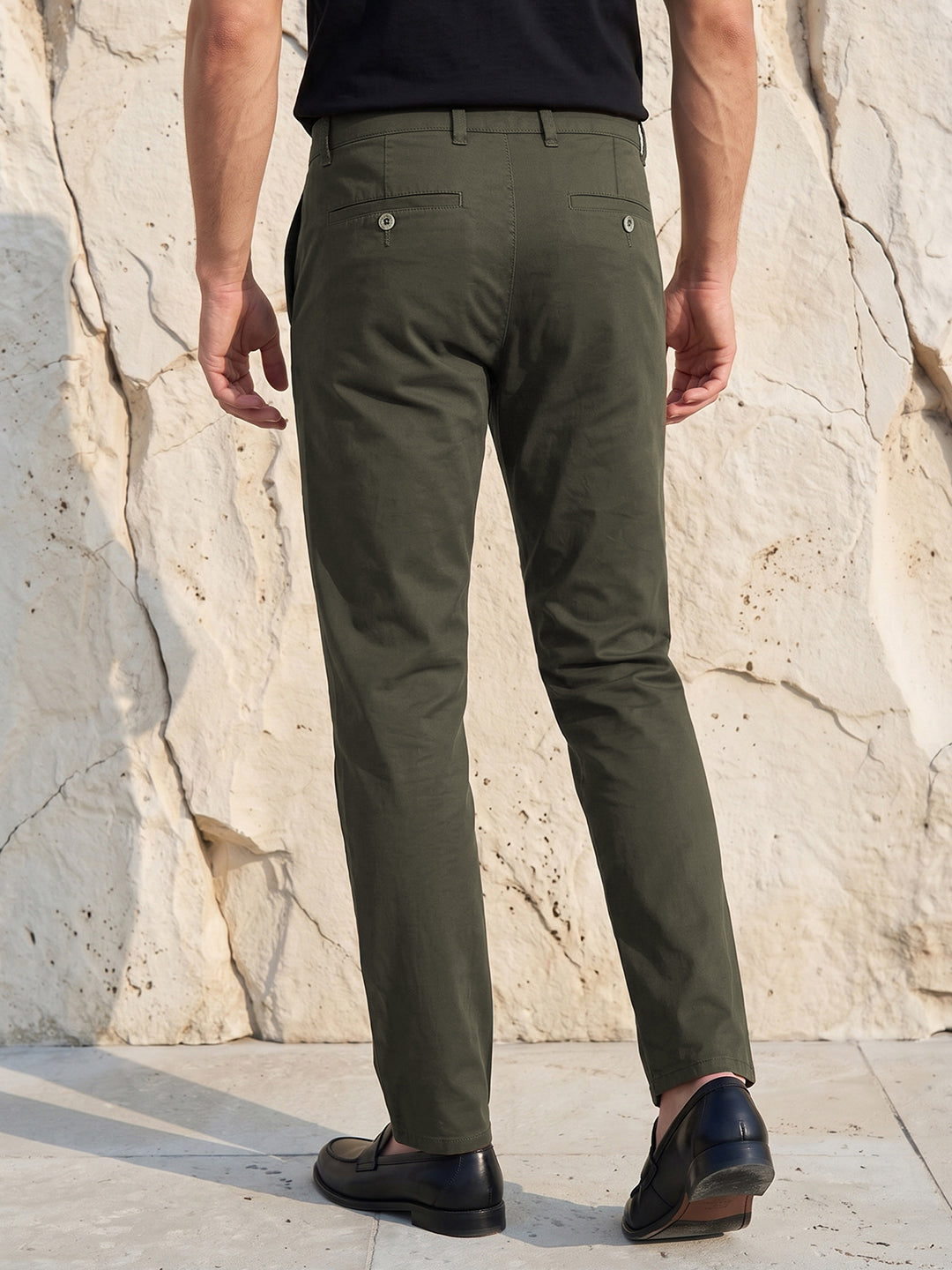 Men's Solid Pure Cotton Regular Fit Casual Trousers-Green