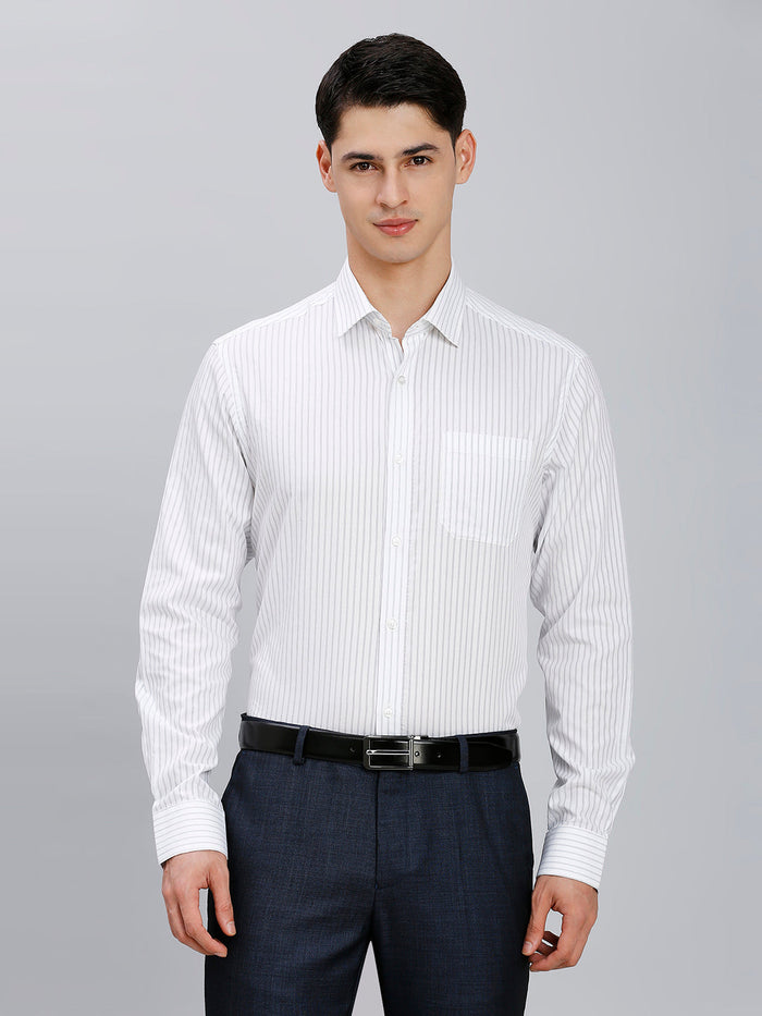 Men's Pure Cotton Checks Regular Fit Full Sleeve Formal Shirt - White & Blue
