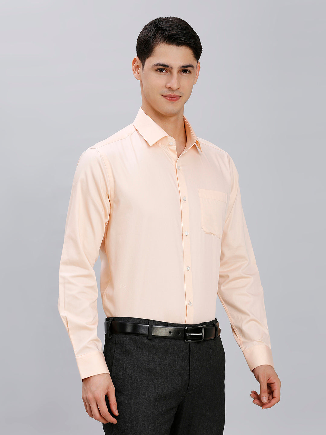 Peach Plain Gizacotton Regular Fit Formal Full Sleeve Shirt