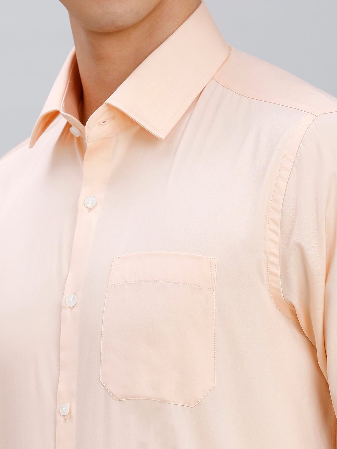 Peach Solid Gizacotton Regular Fit Formal Full Sleeve Shirt