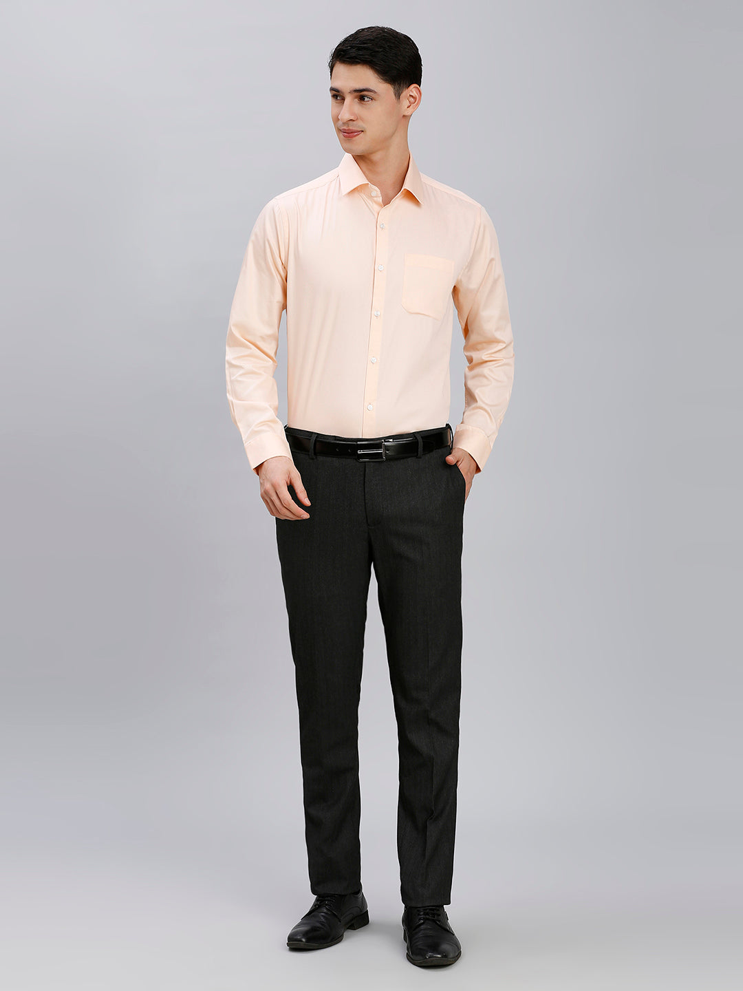 Peach Plain Gizacotton Regular Fit Formal Full Sleeve Shirt