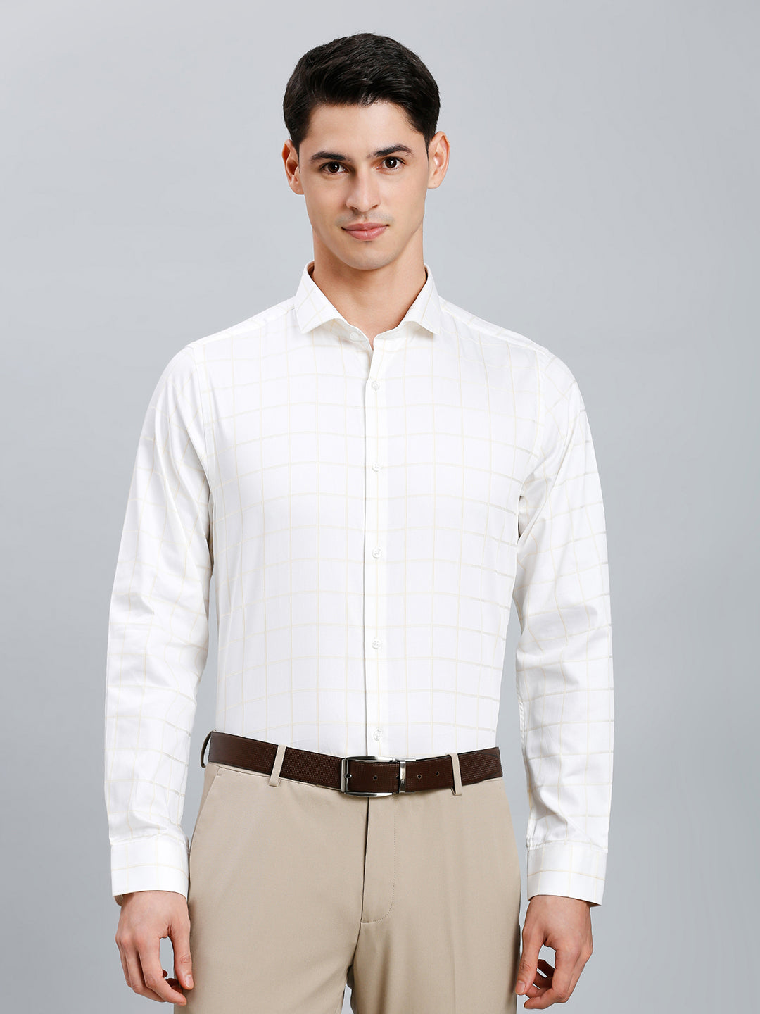 White & Beige Checks 100% Cotton Slim Fit Formal Full Sleeve Shirt